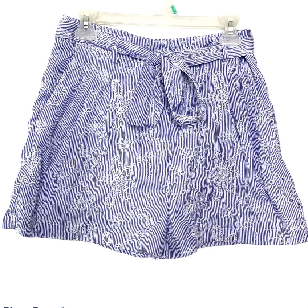 Vineyard Vines Eyelet Lace Shorts